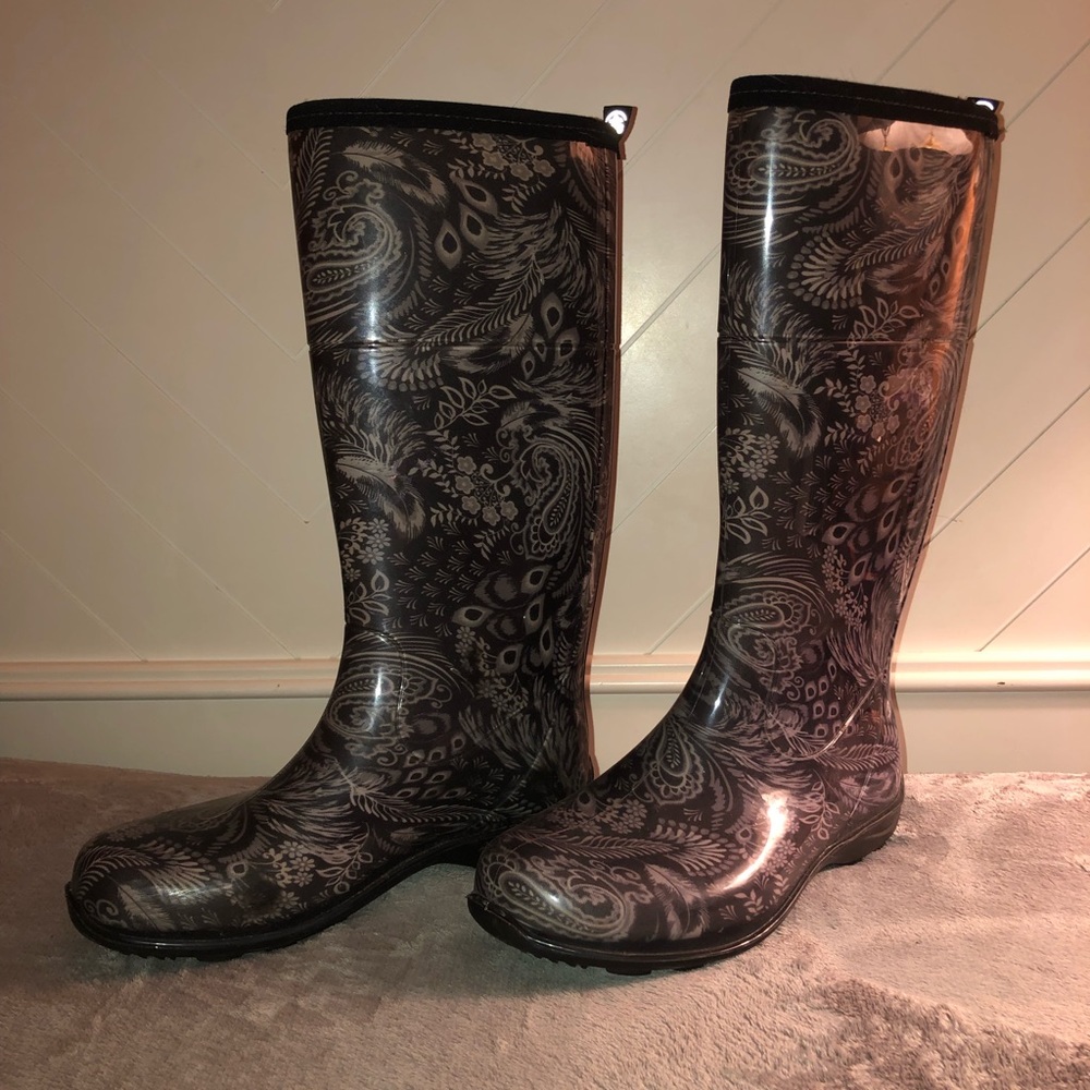 Kamik size 7 rainboots